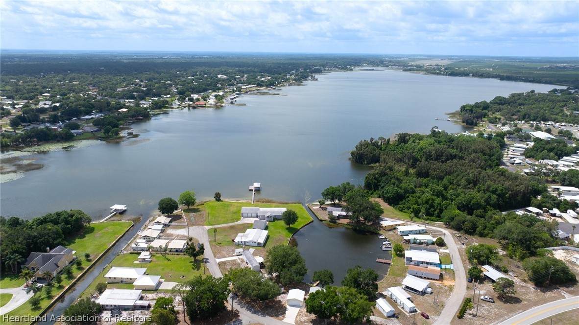 https://bt-photos.global.ssl.fastly.net/sebring/orig_boomver_1_325276-2.jpg