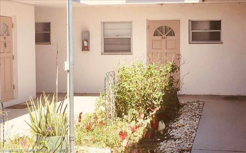 301 Golf Villas Court - Photo 1