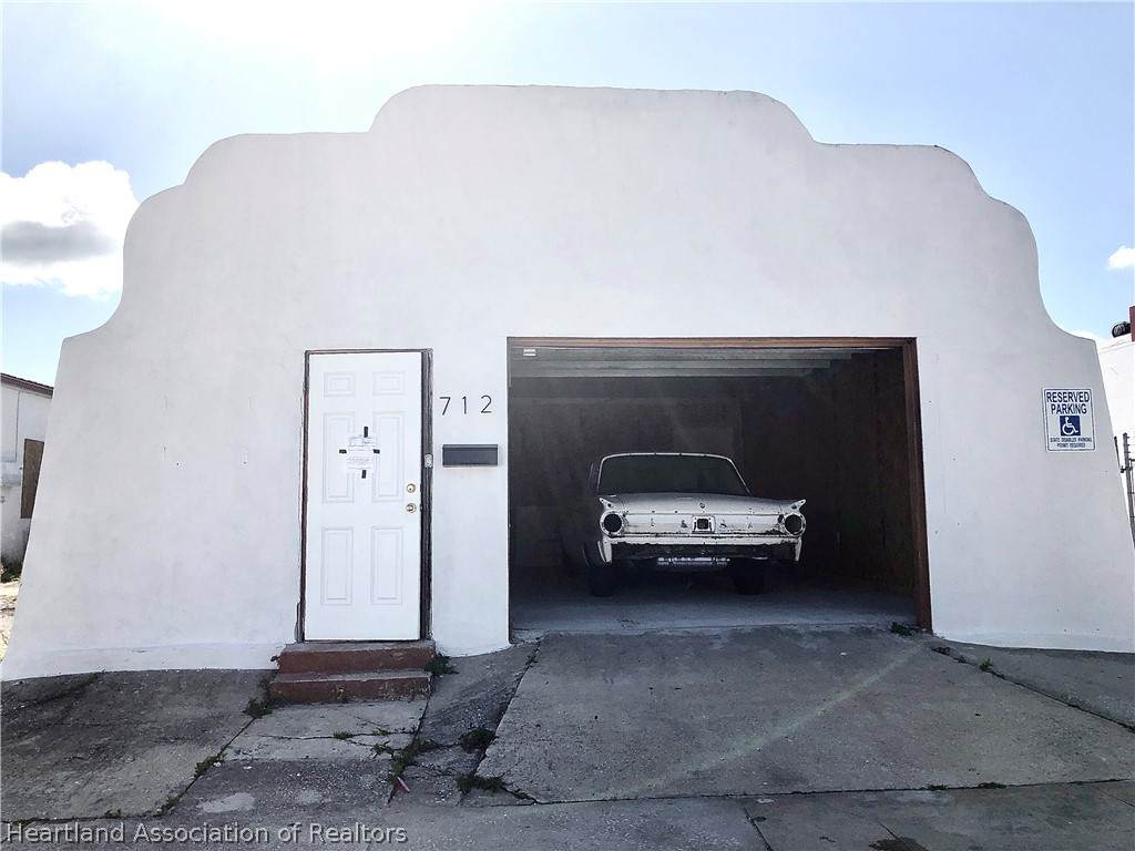 https://bt-photos.global.ssl.fastly.net/sebring/orig_boomver_1_325448-2.jpg