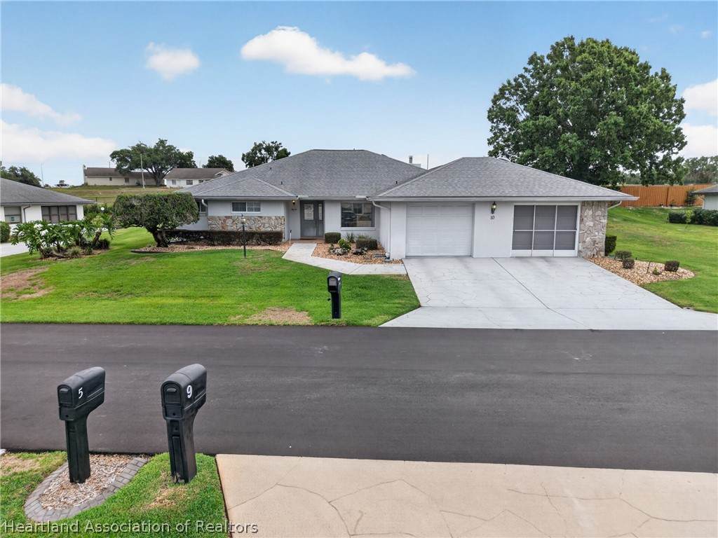 10 Crestview Court - Photo 1