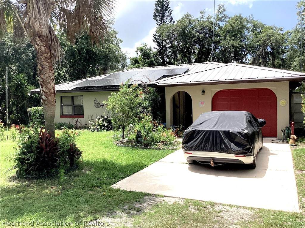 5519 Oak Circle - Photo 1