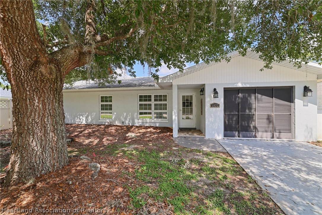 1022 Peachtree Drive - Photo 1