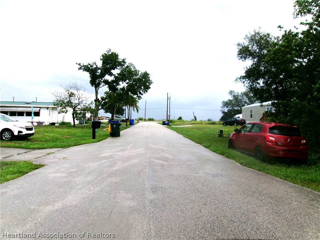 https://bt-photos.global.ssl.fastly.net/sebring/orig_boomver_1_326374-2.jpg