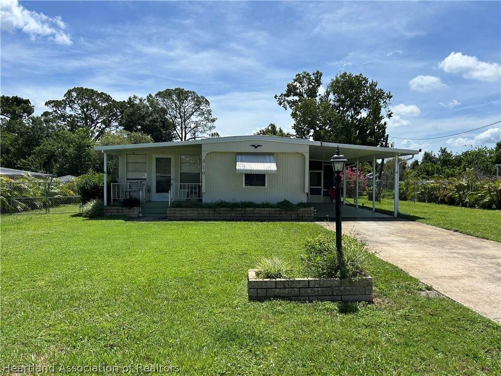 310 Pine Tree Lane - Photo 1