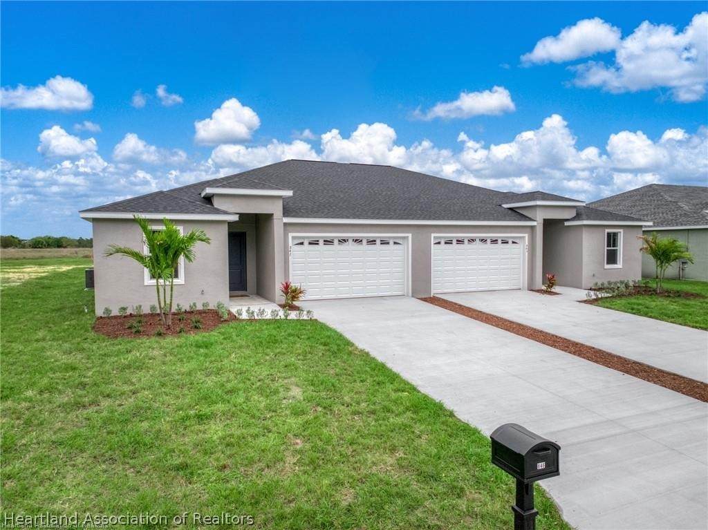845 Peachtree Drive - Photo 1