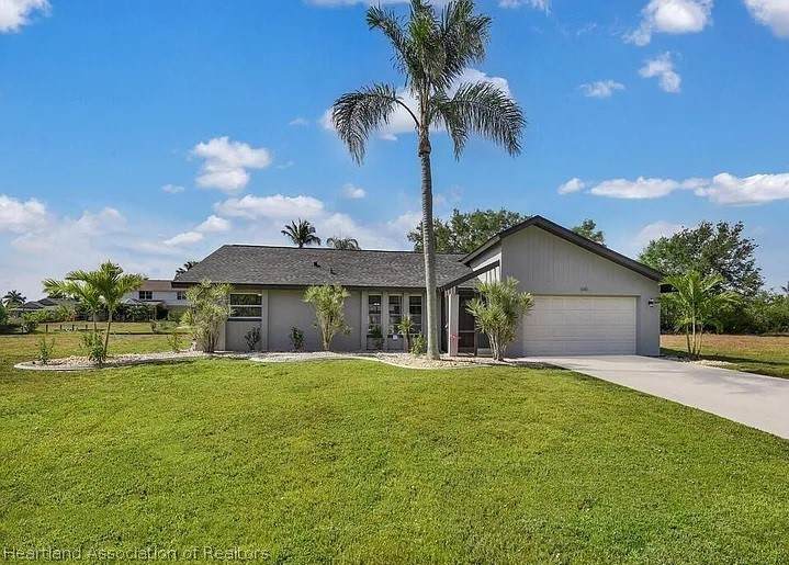 606 35th Street - Photo 1