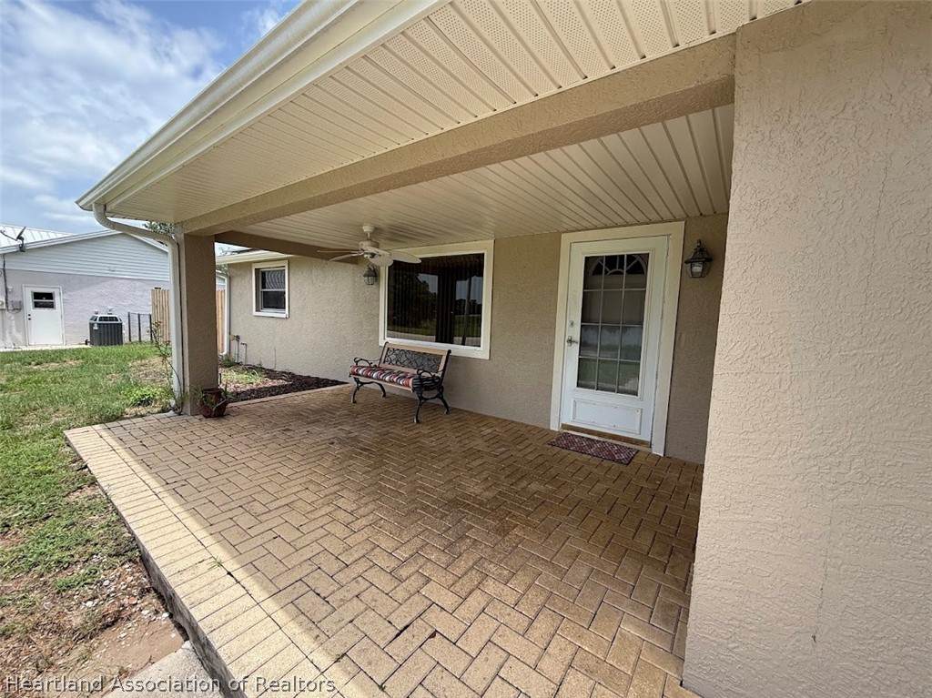 https://bt-photos.global.ssl.fastly.net/sebring/orig_boomver_1_326483-2.jpg