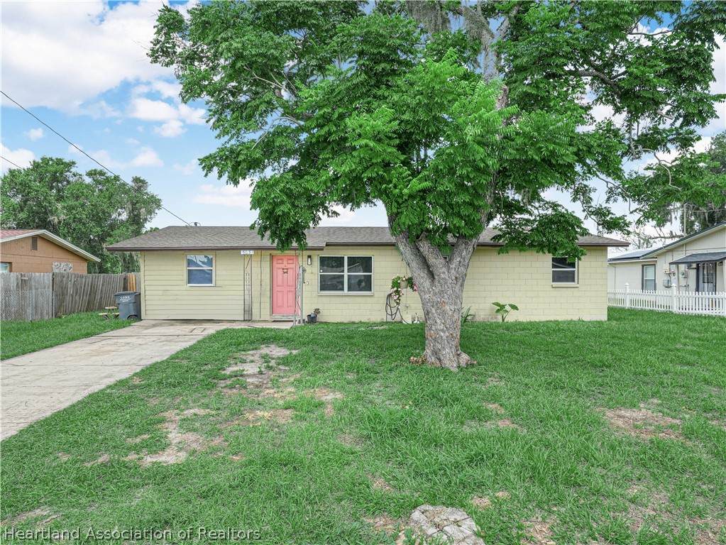 5031 Willow Avenue - Photo 1