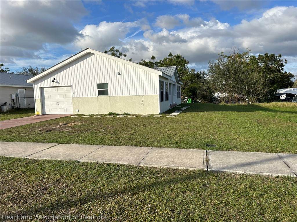 1429 Inspiration Drive - Photo 1