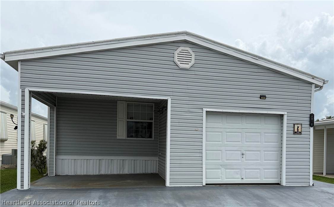 7768 Golf Boulevard - Photo 1