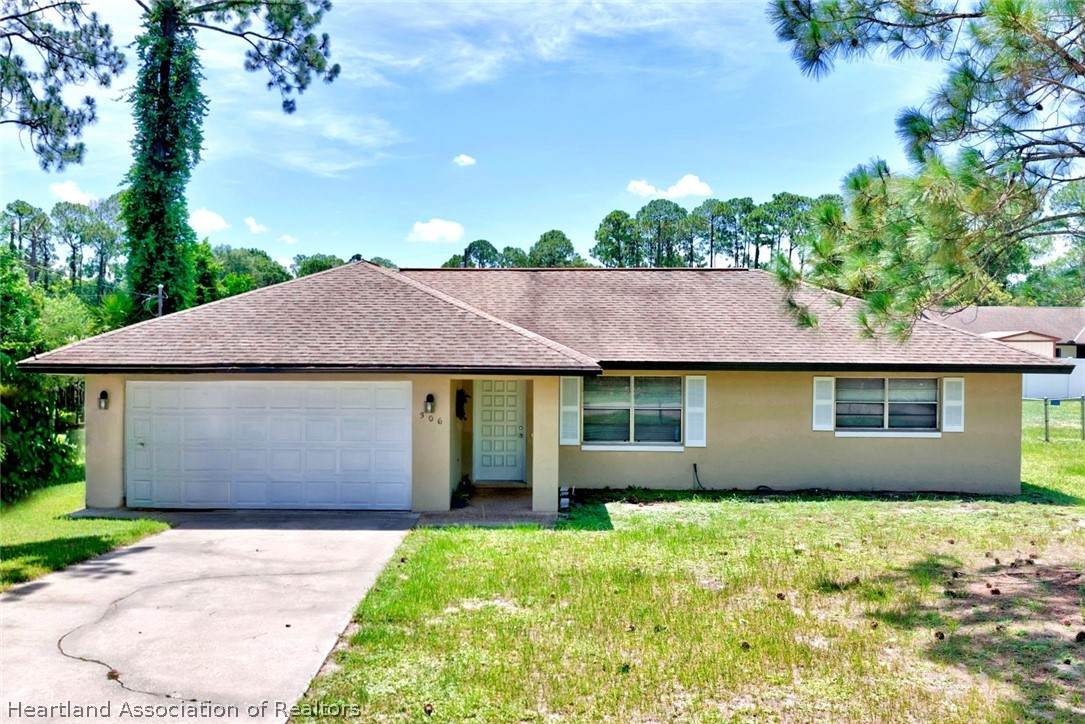 306 Lark Terrace - Photo 1