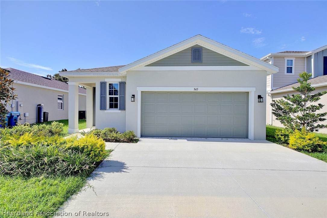 945 Blue Creek Drive - Photo 1