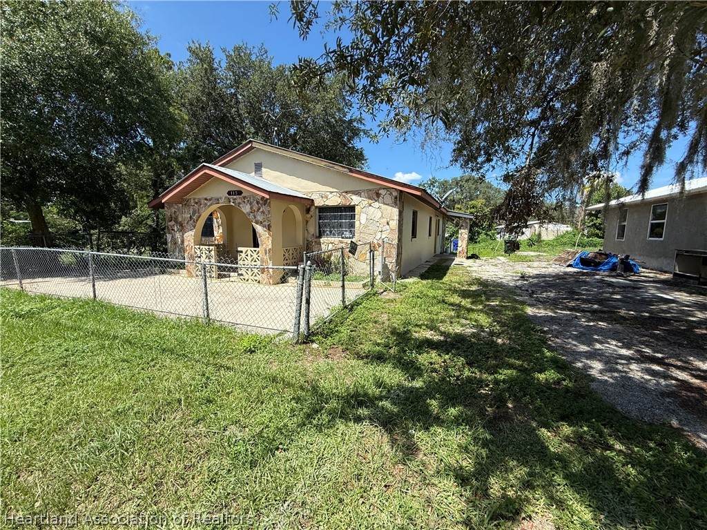 https://bt-photos.global.ssl.fastly.net/sebring/orig_boomver_1_327149-2.jpg