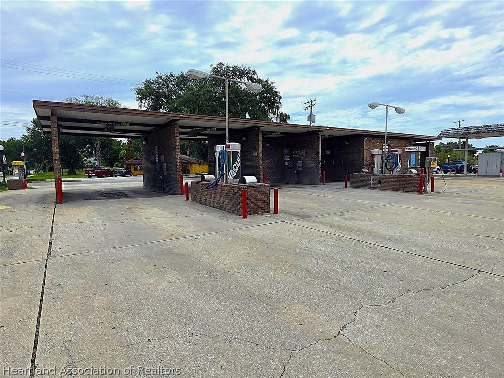 https://bt-photos.global.ssl.fastly.net/sebring/orig_boomver_1_327247-2.jpg