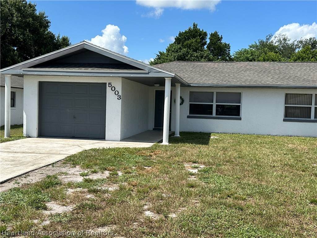 5003 Manatee Drive - Photo 1