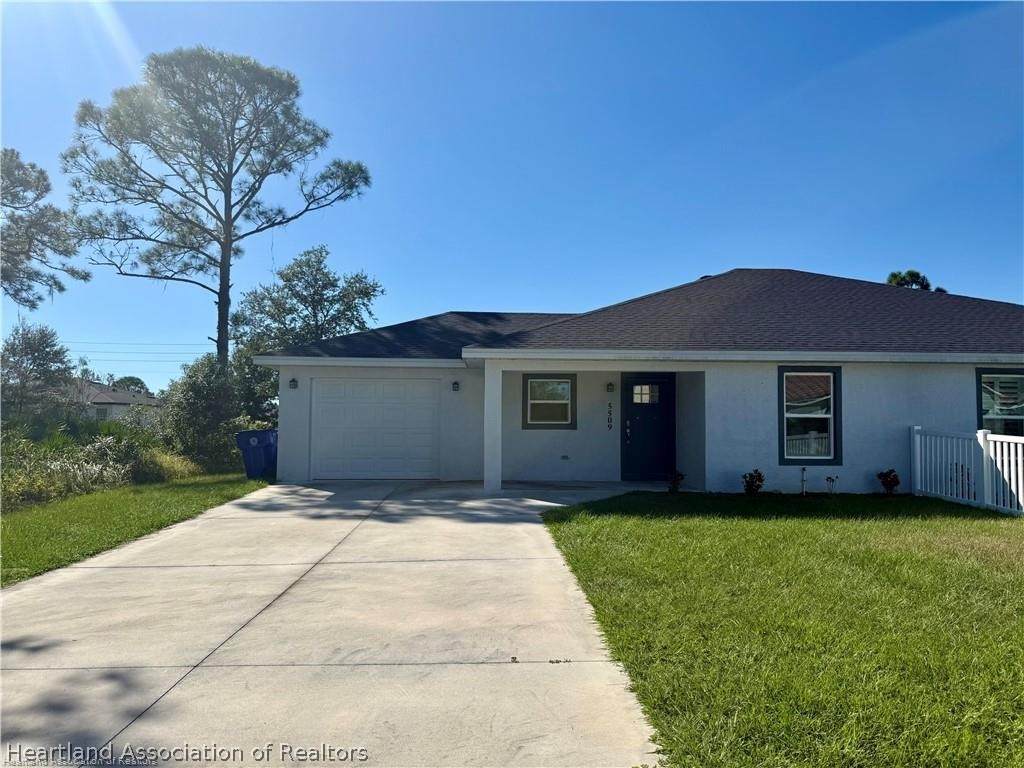 5509 Castania Drive - Photo 1
