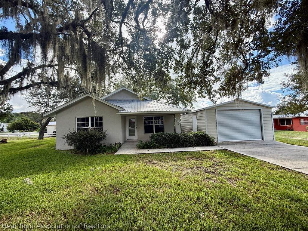 603 Waldron Avenue - Photo 1