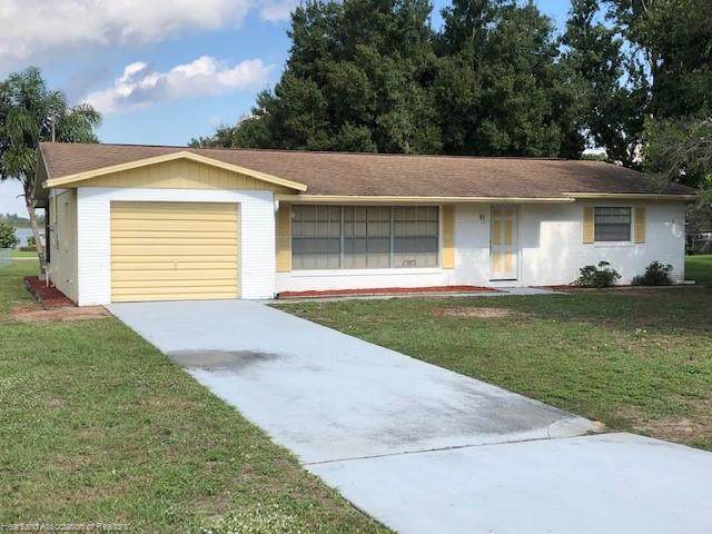 212 Hillcrest Drive - Photo 1