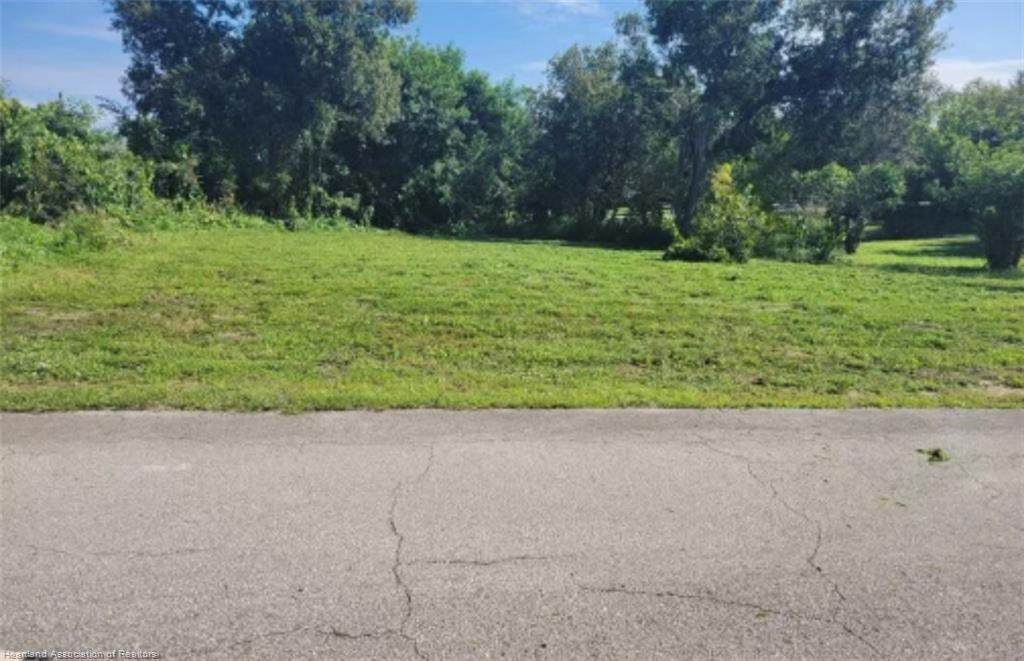 102 Holly Hill Drive - Photo 1