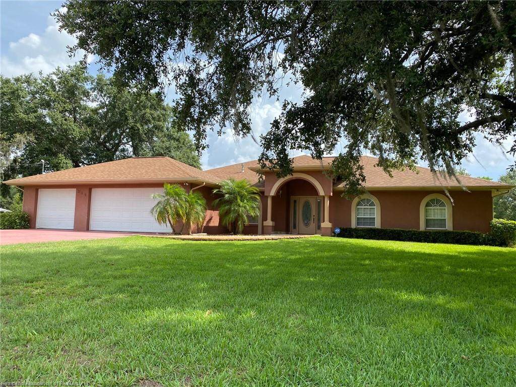 315 Nichele Boulevard - Photo 1
