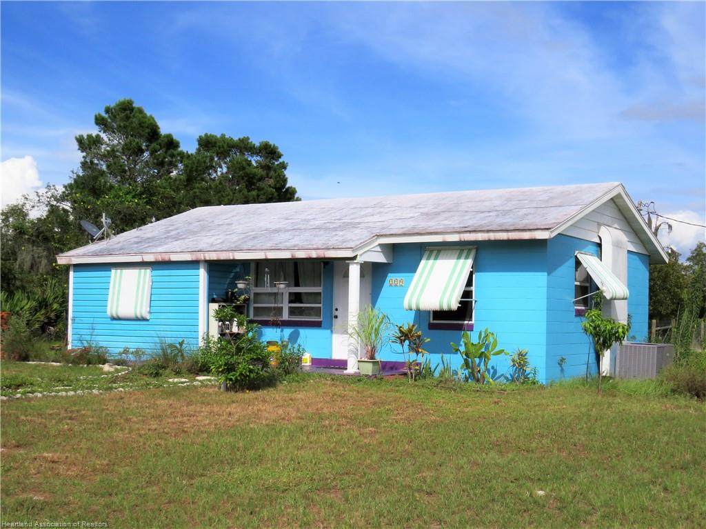 229 Dartmoor Avenue - Photo 1