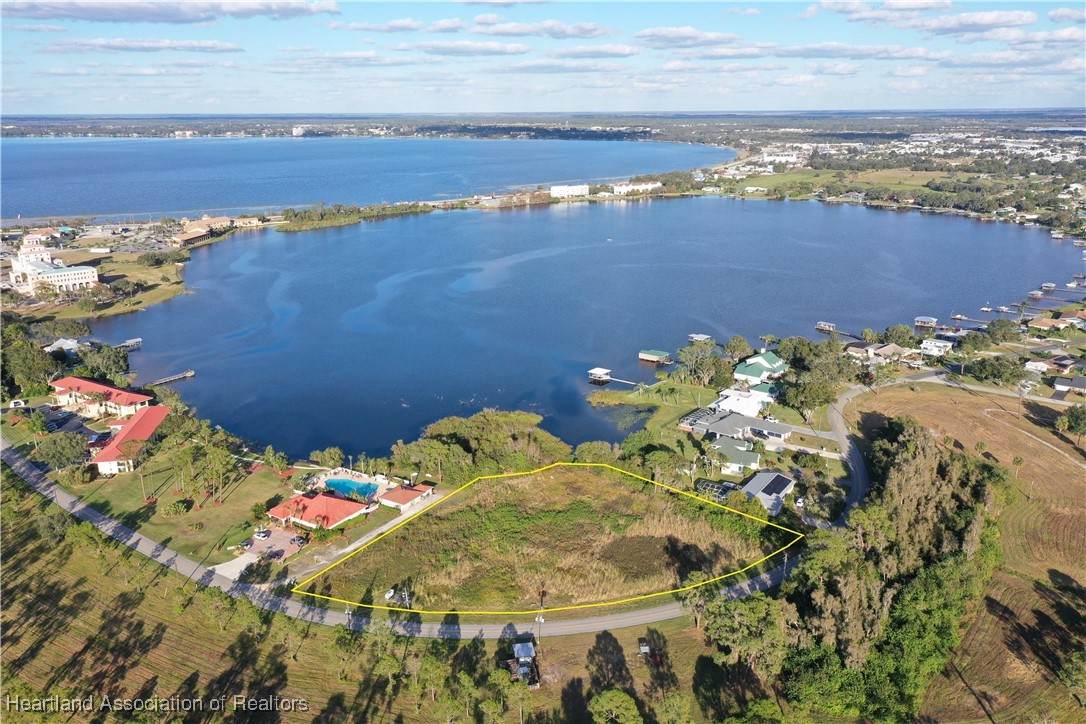 136+142 Lake Drive Boulevard - Photo 1