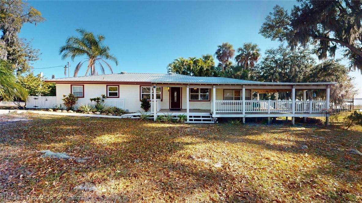1405 N.Lake Reedy Boulevard - Photo 1