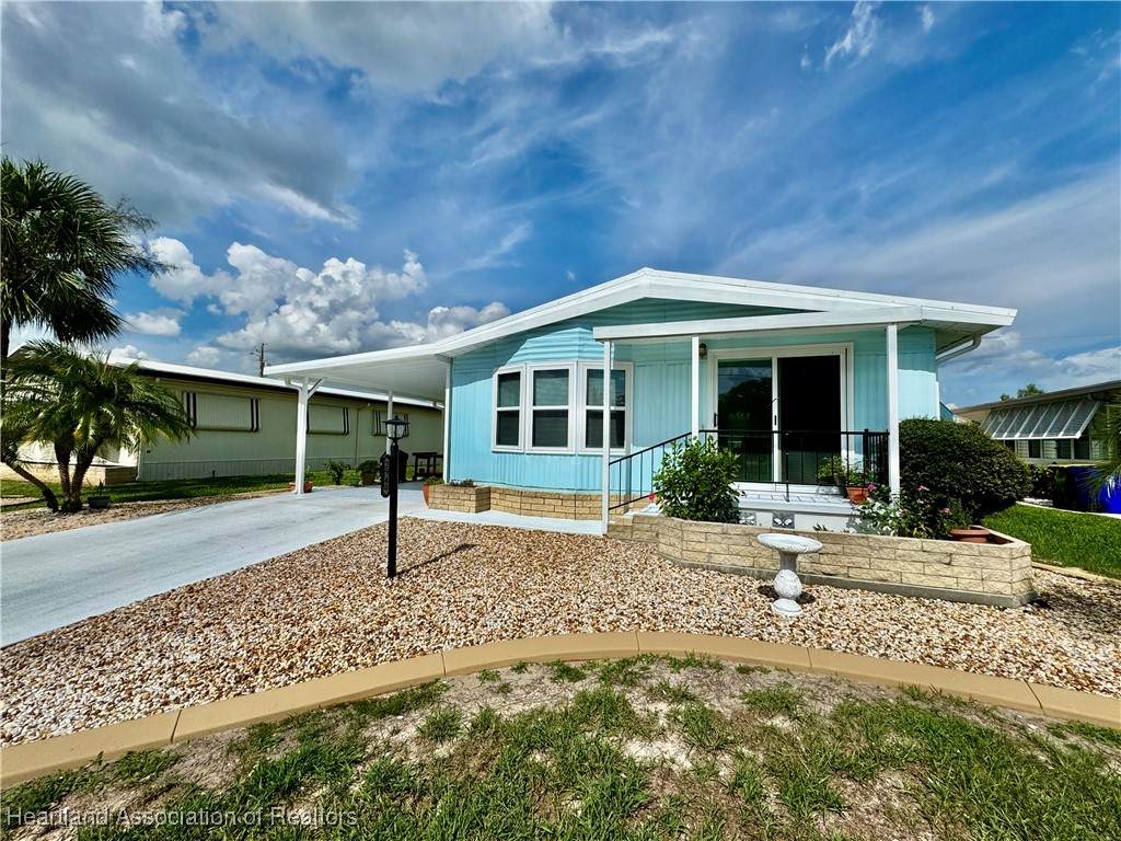 2940 Louis Street - Photo 1