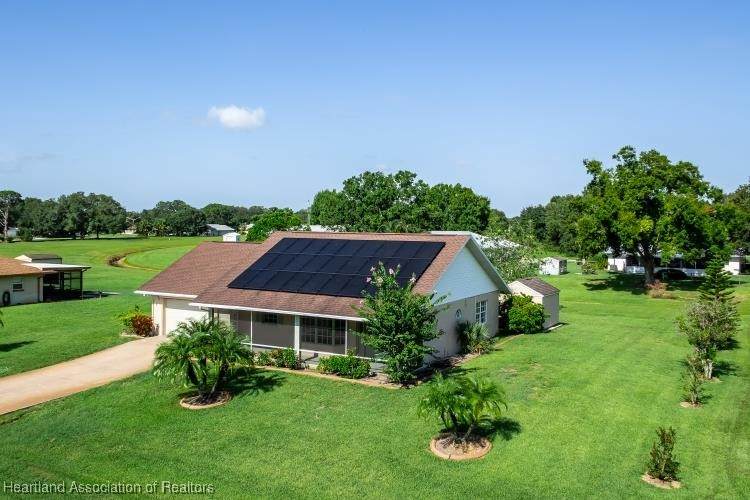 916 Duane Palmer Boulevard - Photo 1