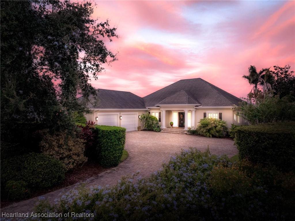 632 Sunset Pointe Drive - Photo 1