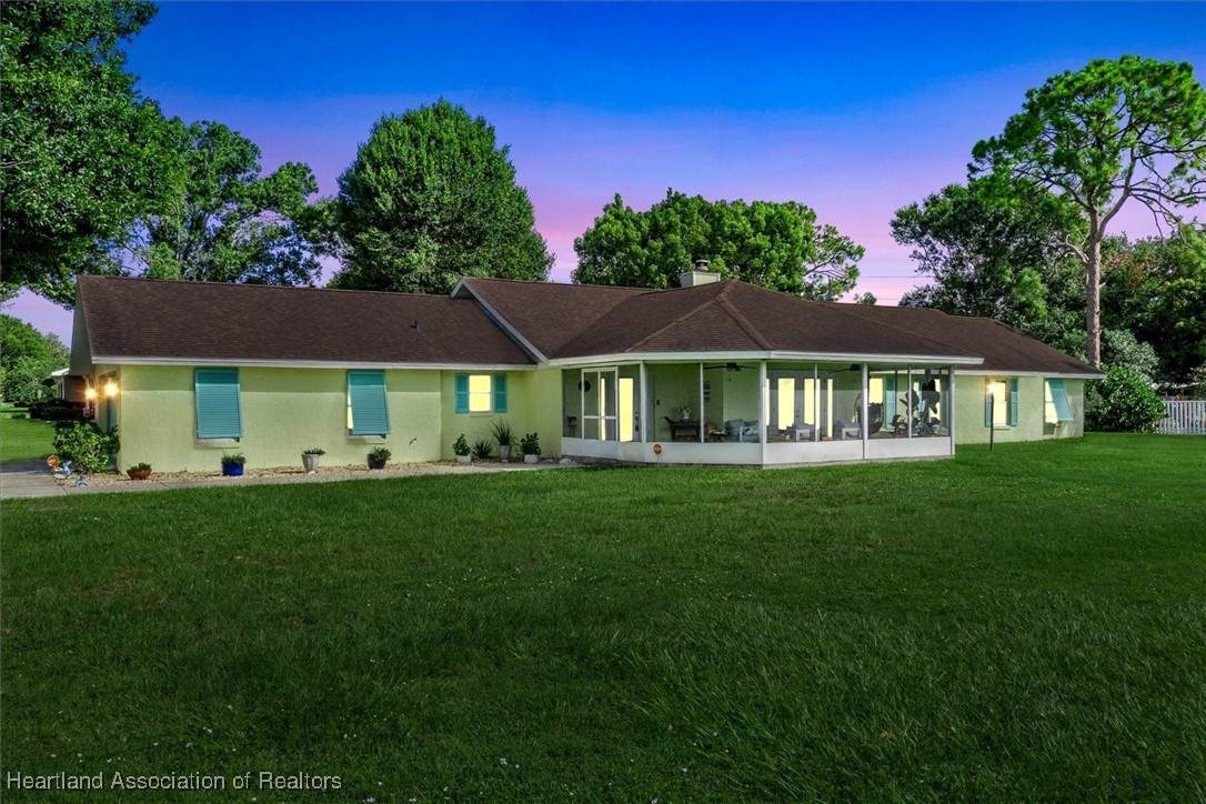 3530 Lakeview Drive - Photo 1