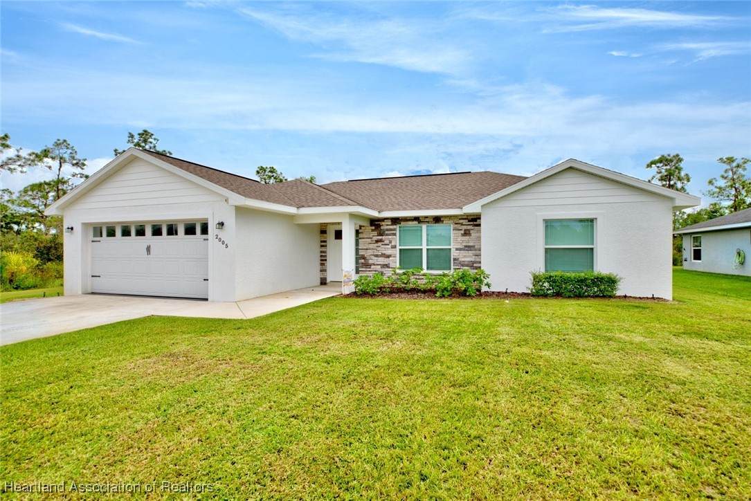 2005 Gardenia Avenue - Photo 1