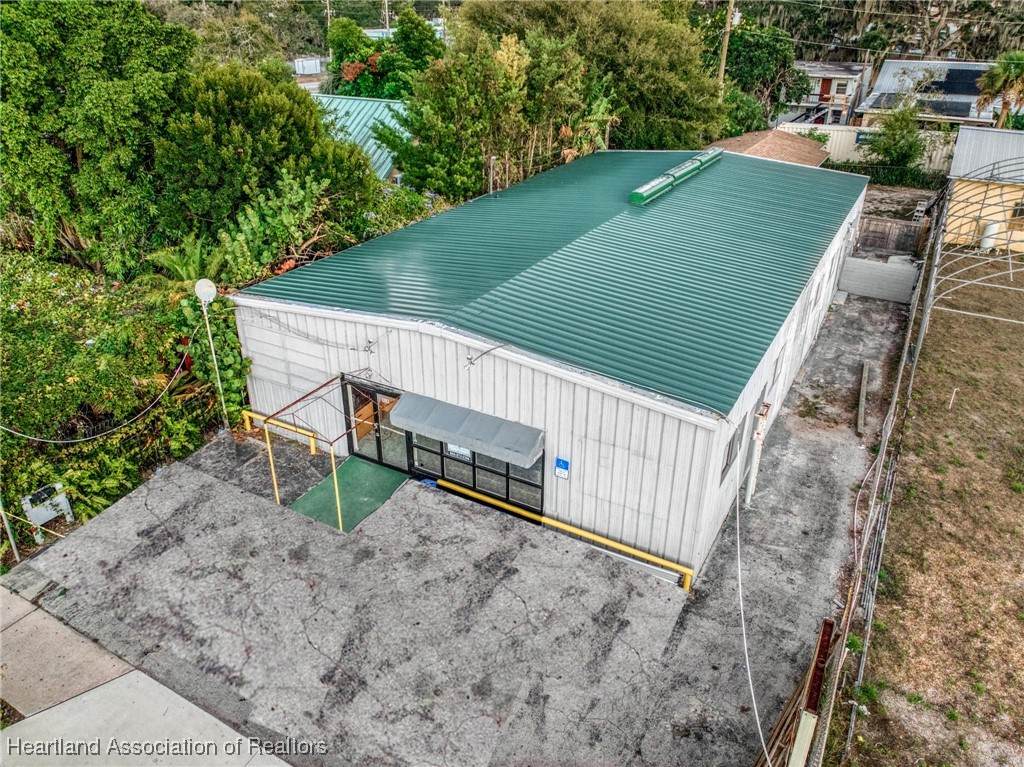 408 Ridgewood Drive - Photo 1