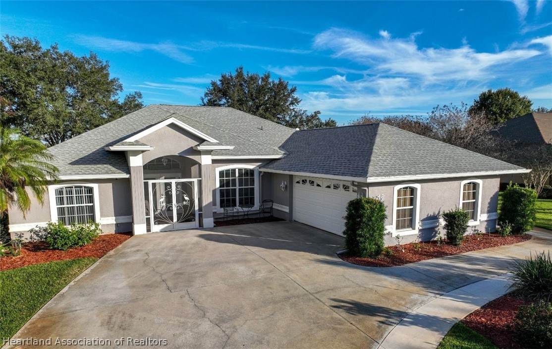 16 Meadowlake Circle - Photo 1