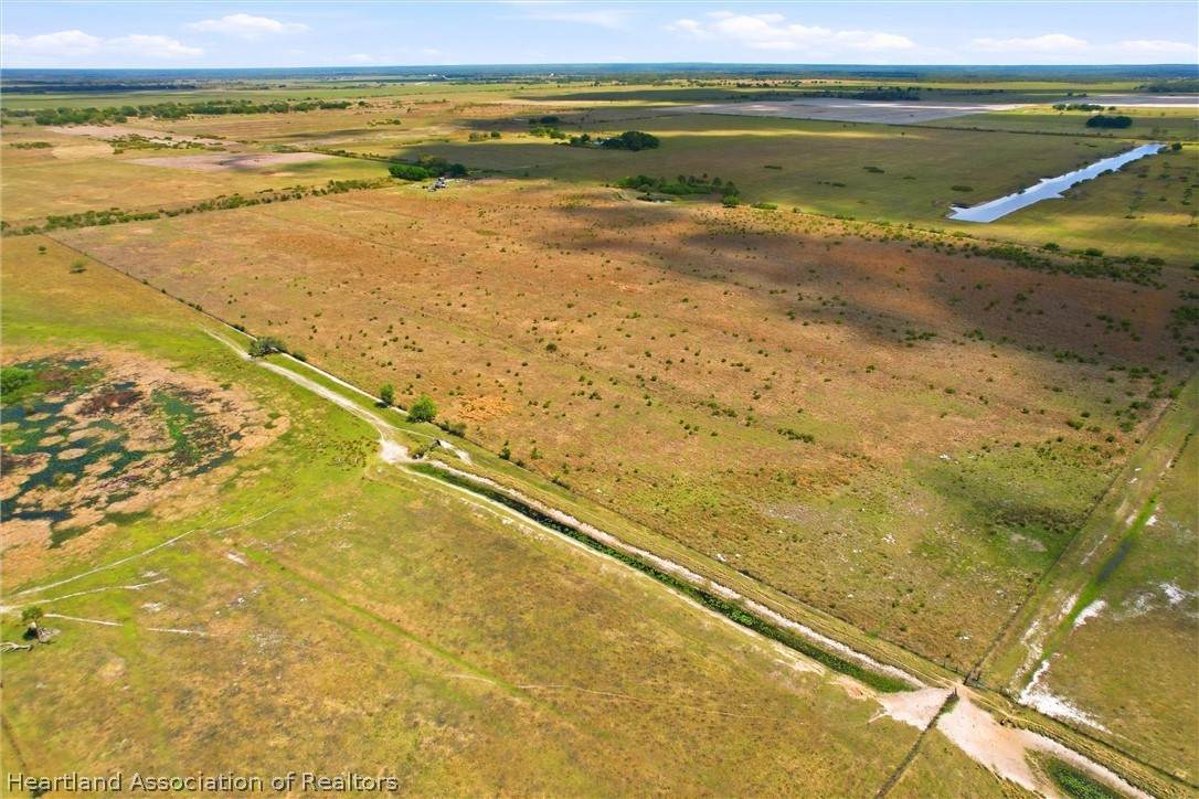524 Lott Grade - Photo 1