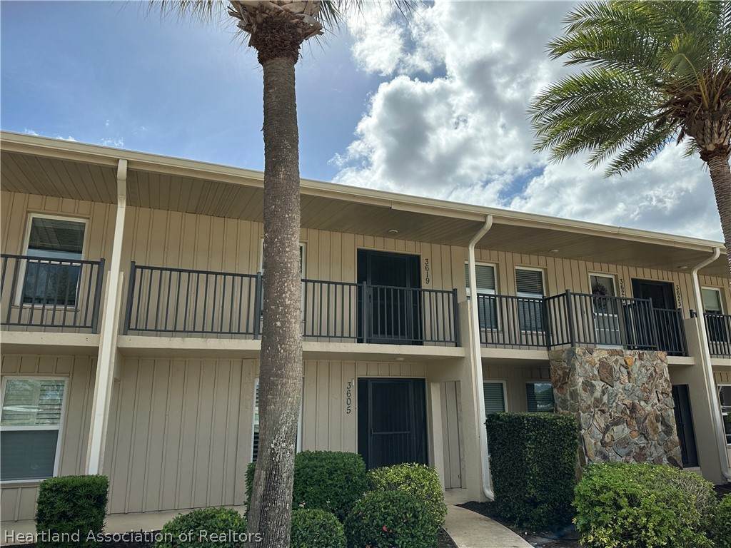 3619 Edgewater Drive - Photo 1