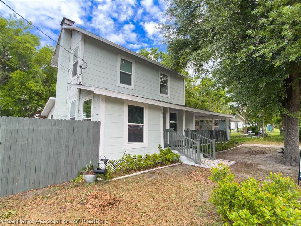 208 Weaver Avenue - Photo 1
