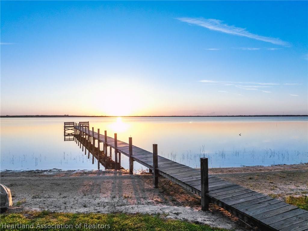 https://bt-photos.global.ssl.fastly.net/sebring/orig_boomver_2_325247-2.jpg