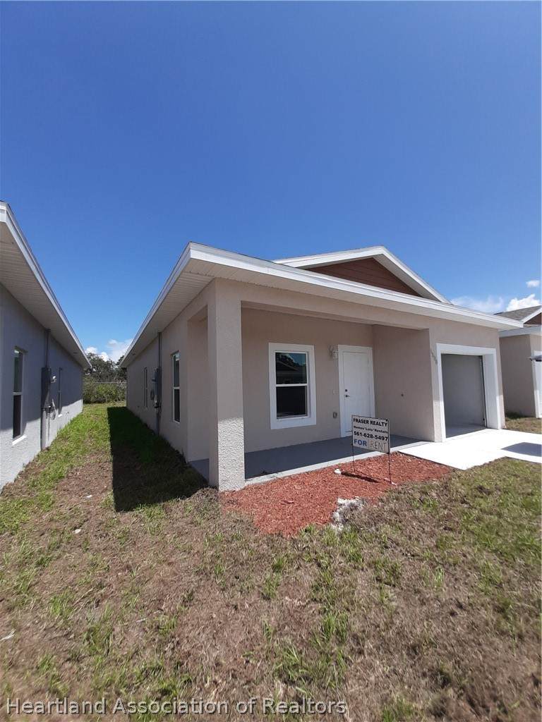 1508 Las Villas Boulevard - Photo 1