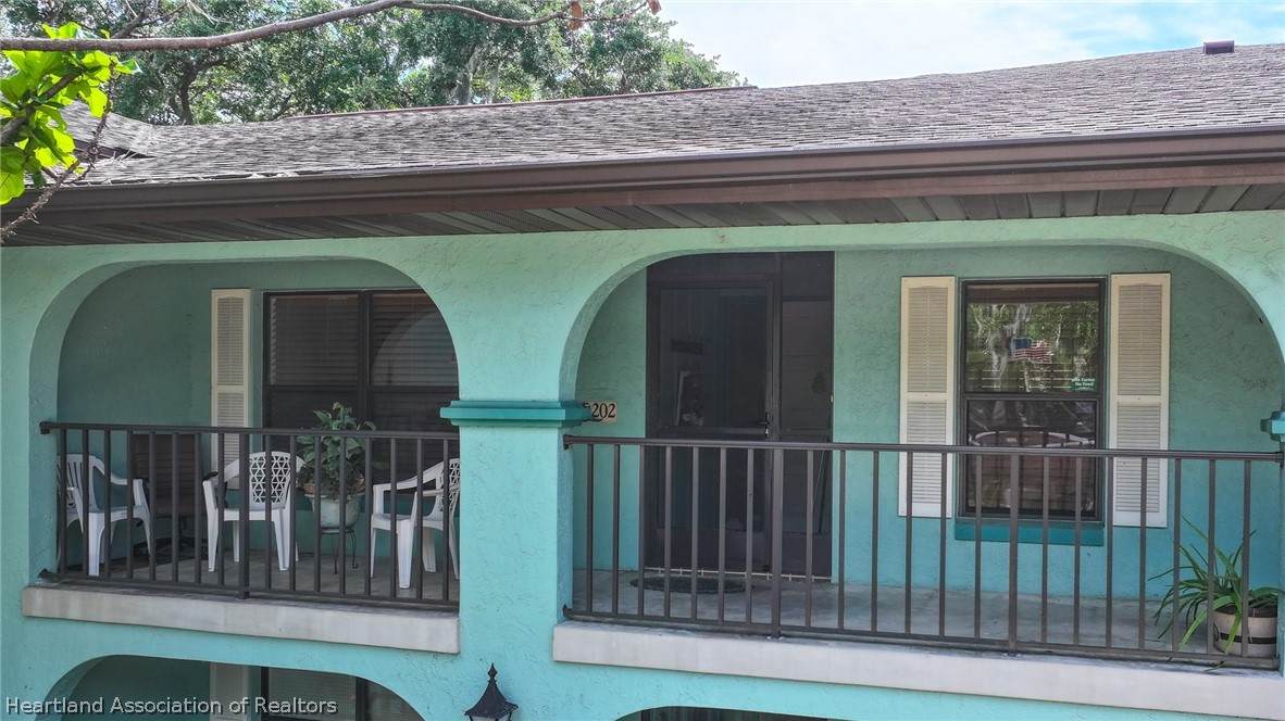 1655 Lakeview Drive - Photo 1