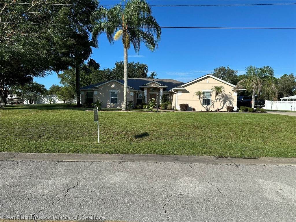 6011 Columbus Boulevard - Photo 1