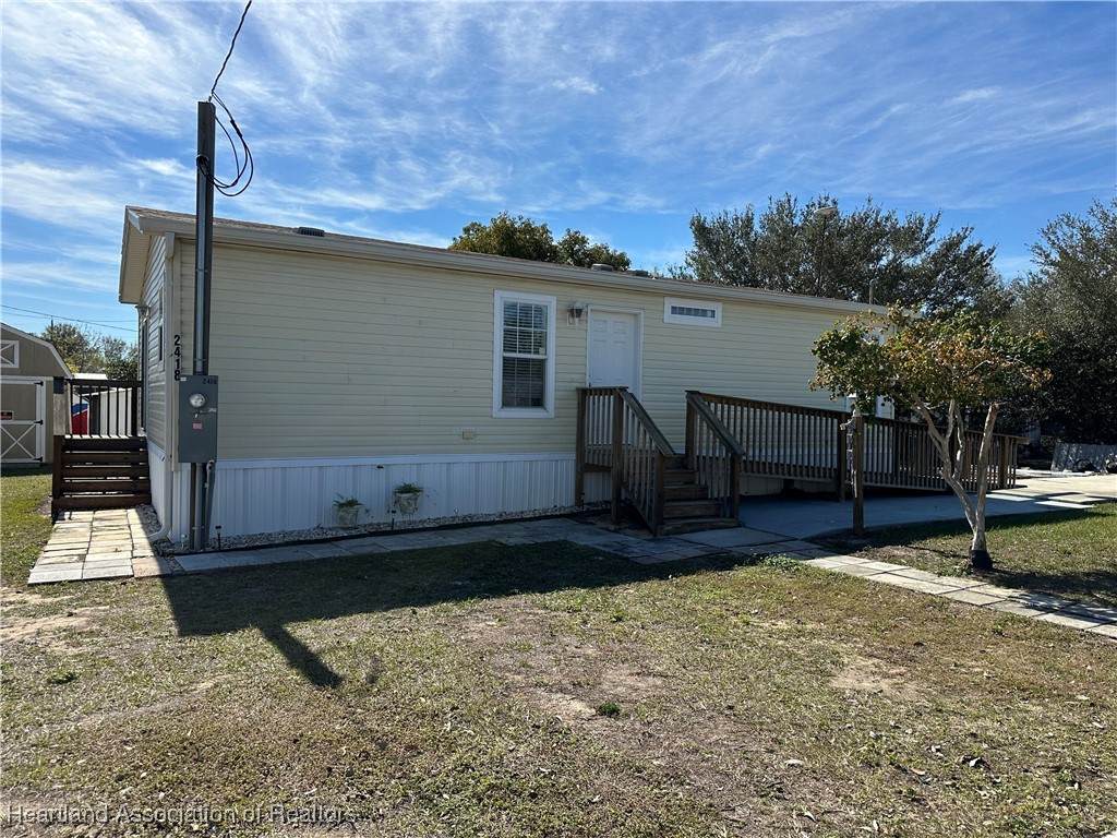 2418 San Luis Avenue - Photo 1