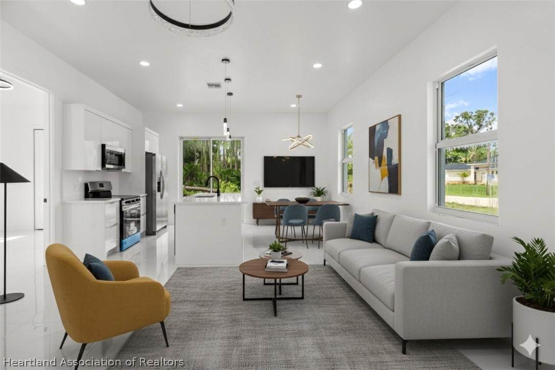 936 Anthony Street - Photo 1