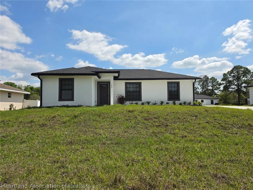 746 Kingfisher Avenue - Photo 1