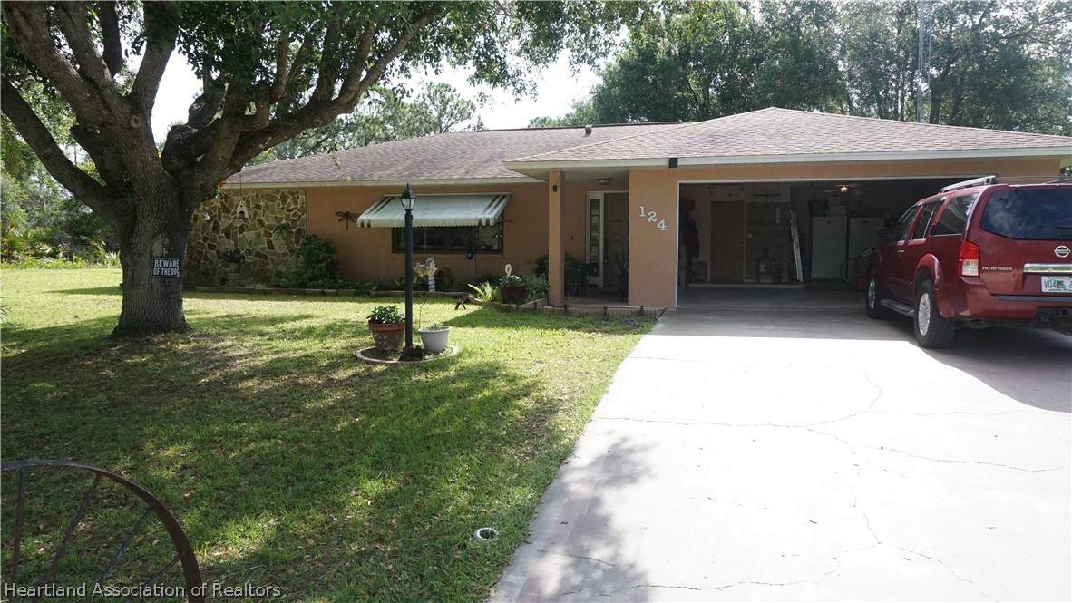124 Corine Avenue - Photo 1