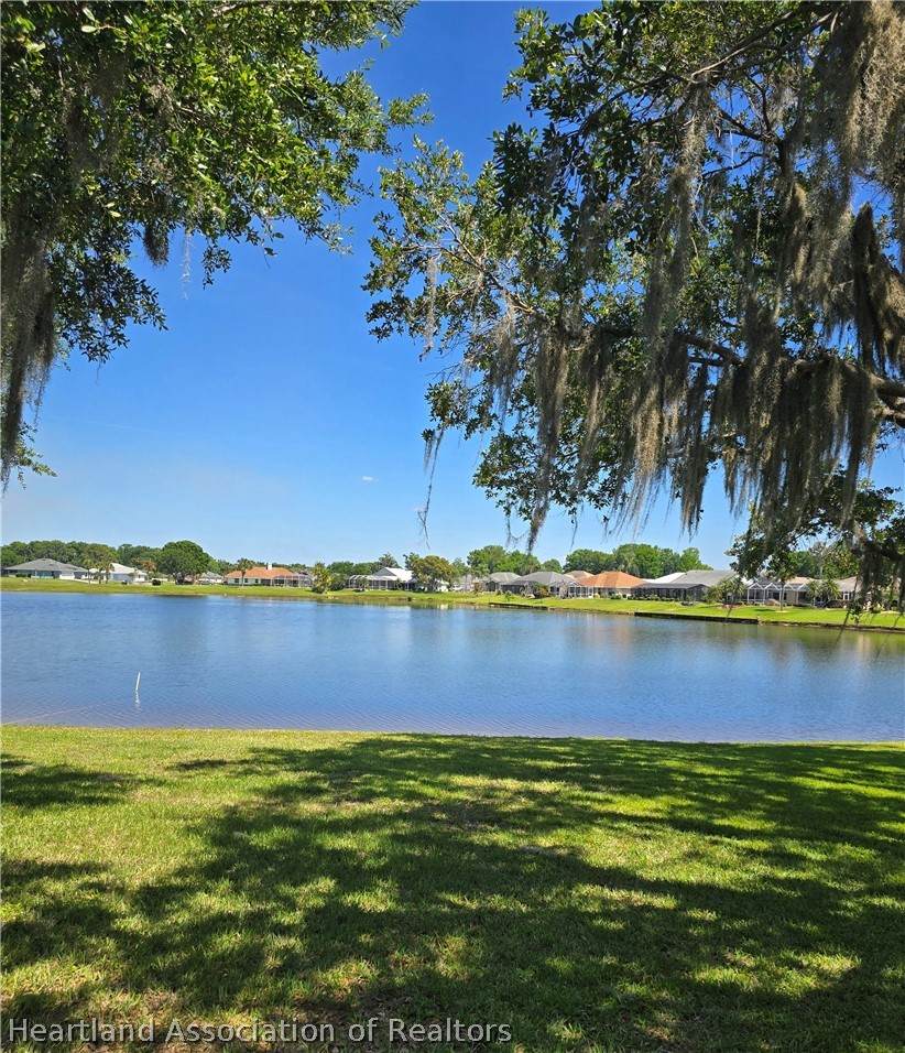 https://bt-photos.global.ssl.fastly.net/sebring/orig_boomver_3_324737-2.jpg