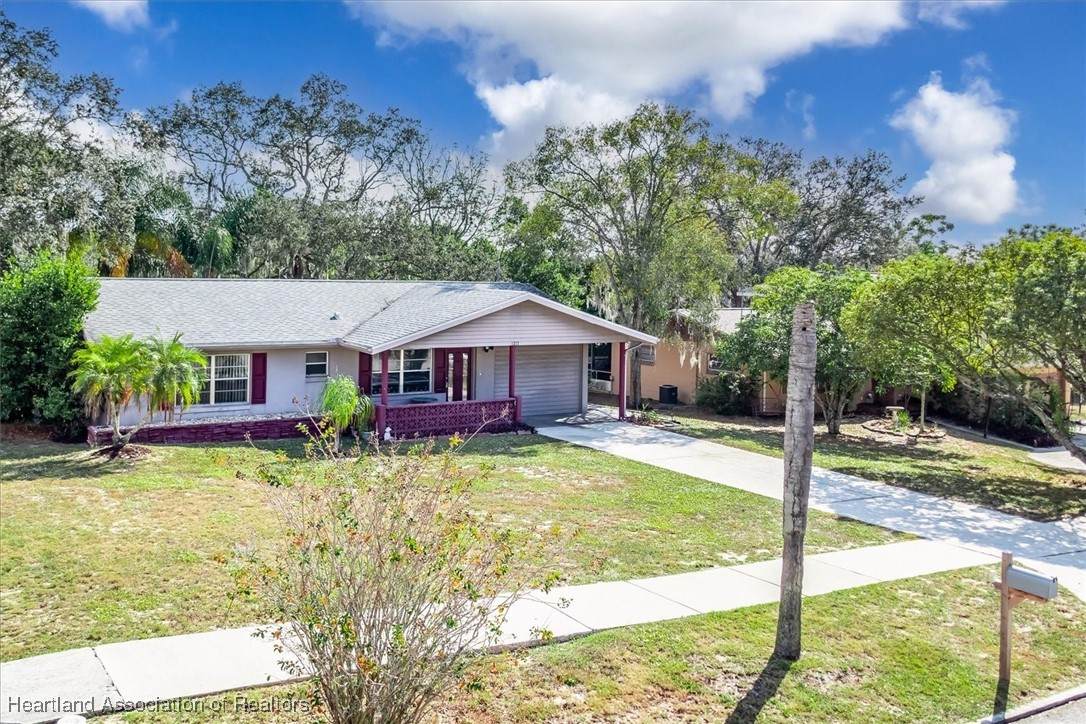 1377 Nancesowee Avenue - Photo 1