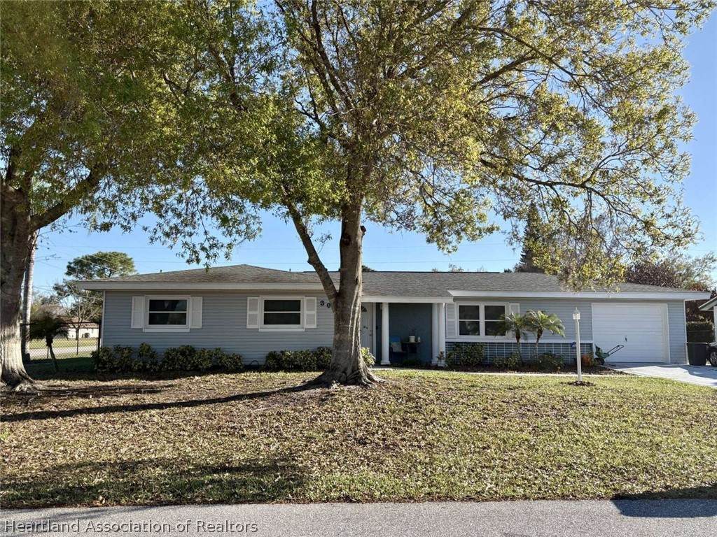 302 Swallow Avenue - Photo 1