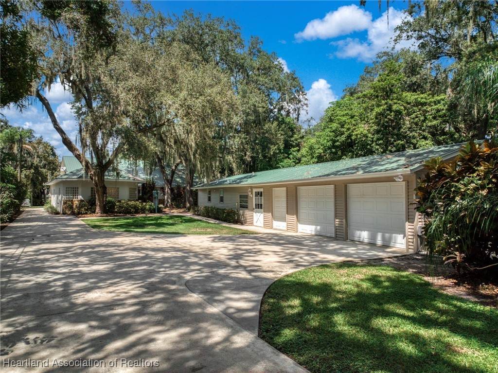 1630 Sentinel Point Road - Photo 1