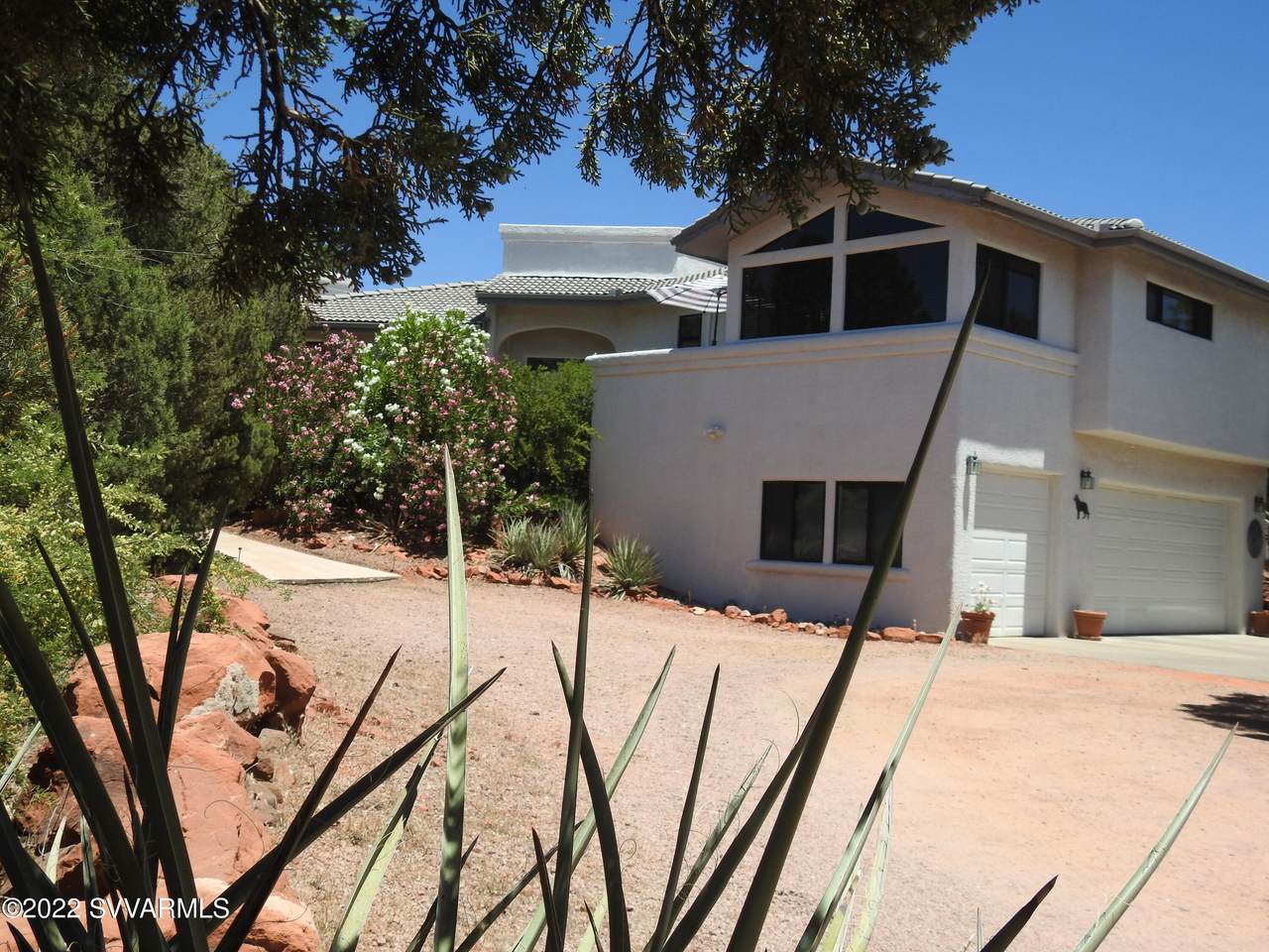 790 Lee Mountain Rd - Photo 1